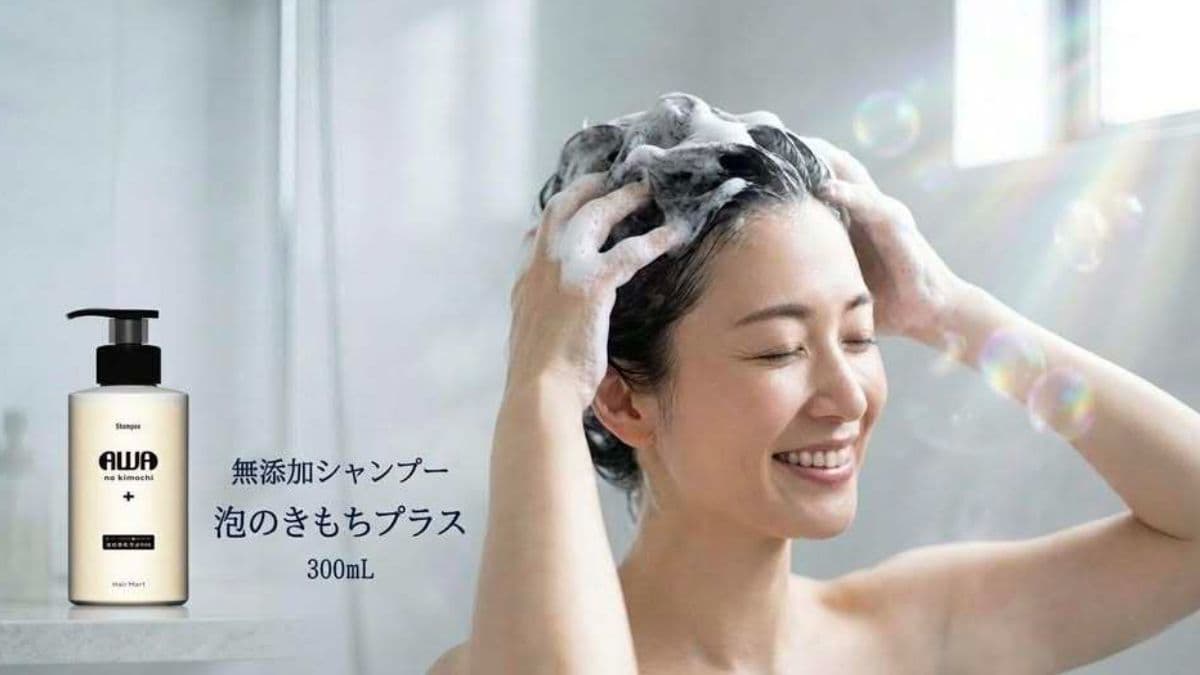 無添加シャンプー「泡のきもち」の光触媒による頭皮浄化イメージ。